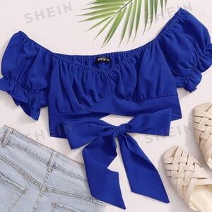 Puff Sleeve Tie Back Crop Top
Never worn